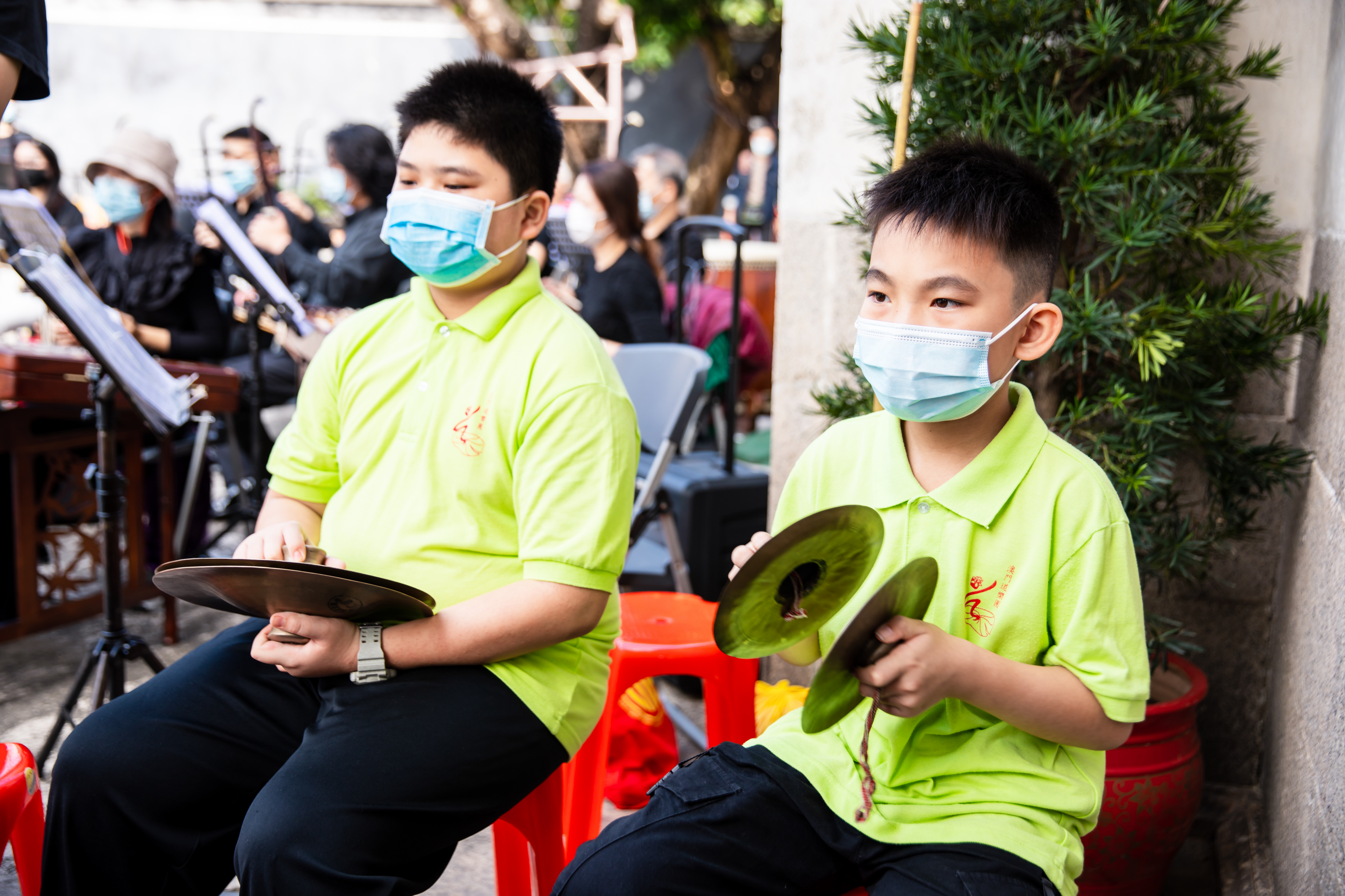 Young performers from the Taoist Music Association